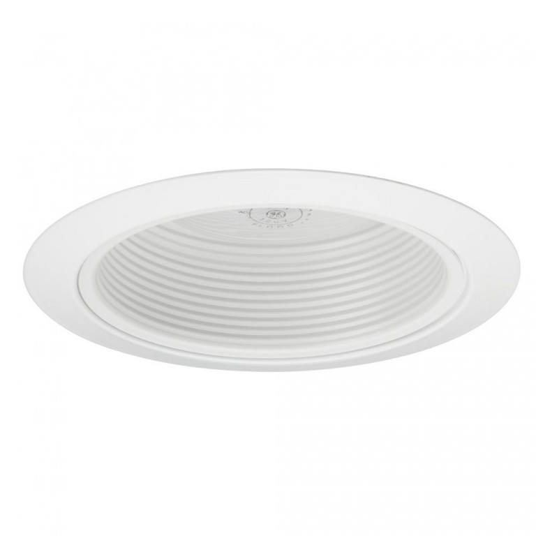 Recessed can light is blinking Voltek Electric, LLC